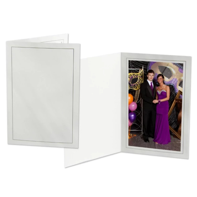 T-25 Folders in 4x6 and 6x4 showing gray and black traditional paper construction with top-loading design for event photography