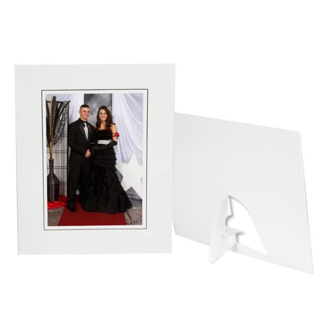 White Event Easels in 4x6, 5x7, and 8x10 sizes showing glossy white finish with black border detail