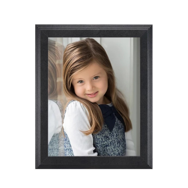 Black MDF molding photo frame     simple black portrait frame for photographers available in 4x6, 5x7, and 8x10